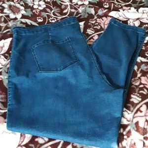 Nicki Minaj blue jeans